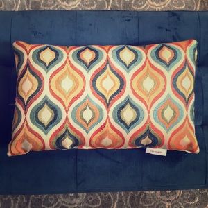 Geometric Decorative Pillow